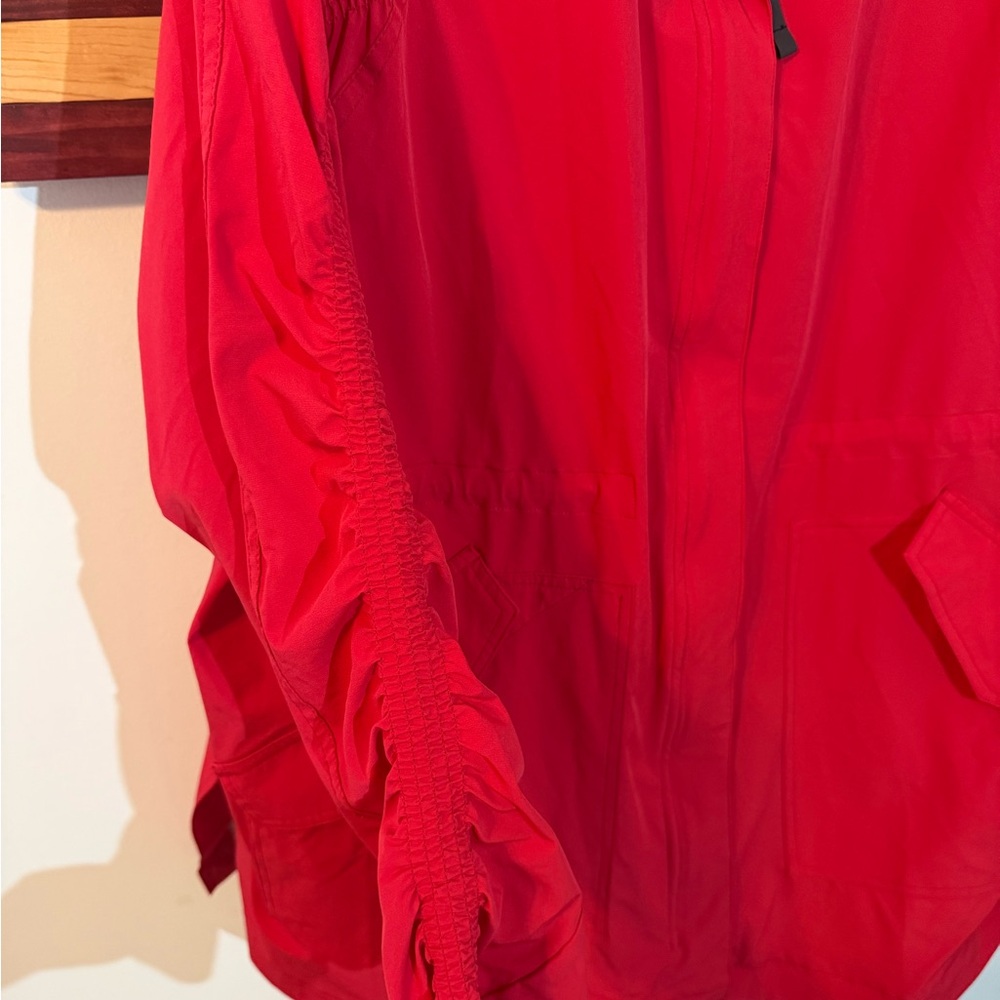 Fabletics Giana II Red Ruched Longline Windbreaker Rain Jacket Oversized Size M - Picture 8 of 10